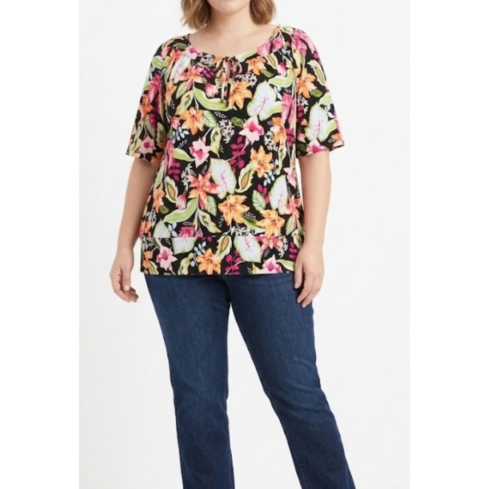 New JM Collection Tropical Floral Top 2X Short Sleeve Stretch Knit Feminine